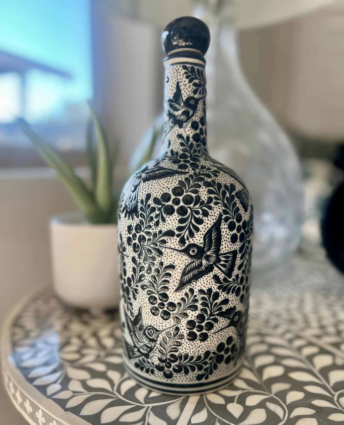 Handmade Mexican Tequila Set – Black Clay Bottle & Shot Glasses from Guanajuato | Bird Design by Pajaro Artisans