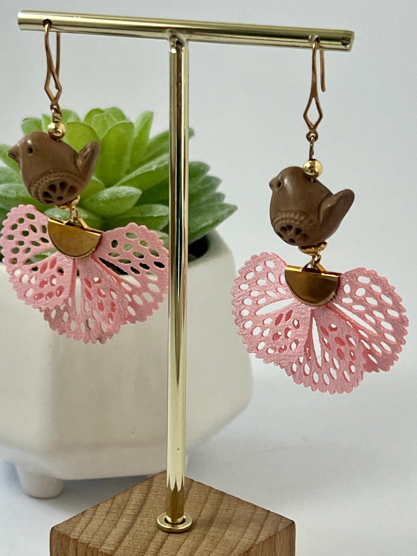 Aire Petalo Birdie Earring