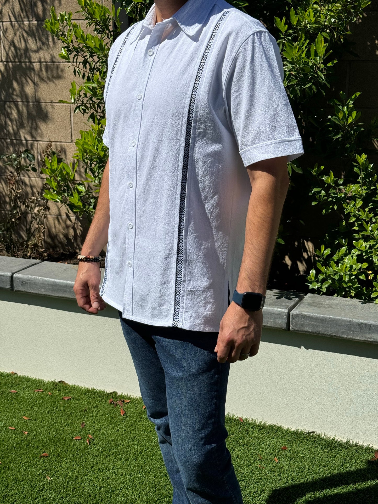 Guayabera Lince- Slim Fitting Design- 100% Cotton