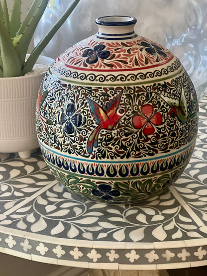Handmade Guanajuato Ceramic Vase – Hummingbirds & Flowers Pottery