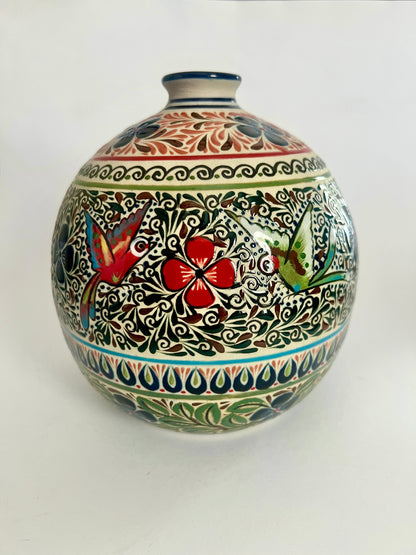 Handmade Guanajuato Ceramic Vase – Hummingbirds & Flowers Pottery
