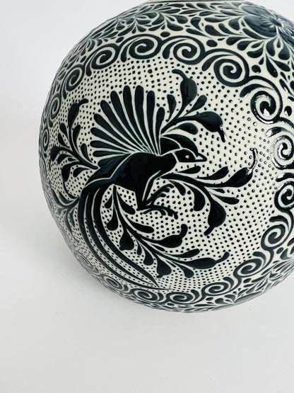 Handmade Guanajuato Black and White Mexican Pottery Vase – Bird & Floral Design