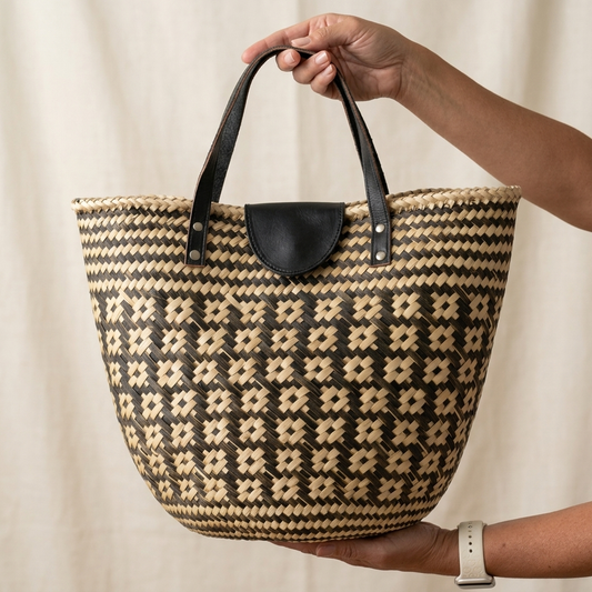 Handwoven Palm Market Tote Bag with Leather Handles & Snap Closure | Handmade Oaxaca Mexico Basket by Noo Bilikaa Artesans